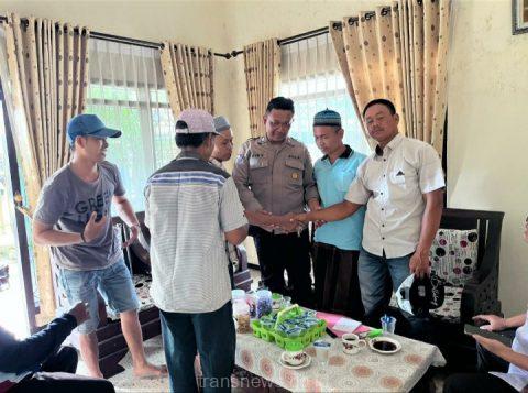 Saat penyelesaain mediasi di rumah Kepala Desa Pancakarya