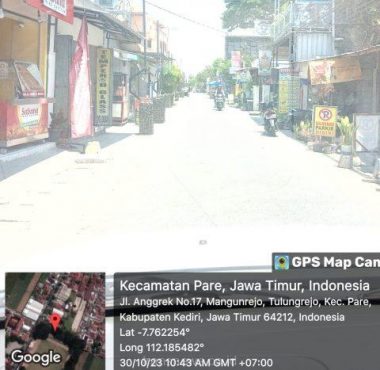 Penampakan Linkungan kampung Inggris pare, Kediri di ruas jalan Anggrek setelah di revitalisasi, Senin (39/10)