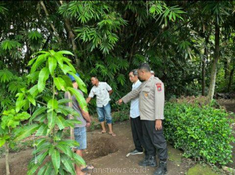 Bhabinkamtibmas dan 3 pilar di Jember berhasil mediasi penyelesain masalah batas tanah warga pancakarya