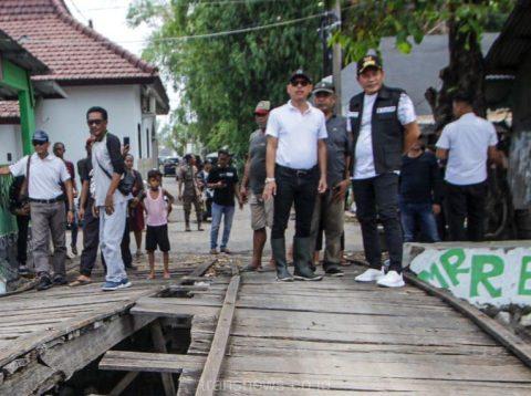 Plt Bupati Sidoarjo Subandi Sidak Jembatan Kedungpeluk yang Baru