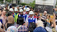 Wakil Wali Kota Depok, Chandra Rahmansyah temui warga terkait protes terhadap keberadaan water tank di lingkungan mereka.